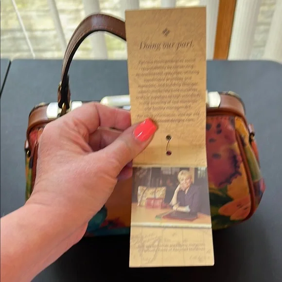 NWT Patricia Nash Gracchi Frame Watercolor Butterfly Leather Satchel - Picture 6 of 11